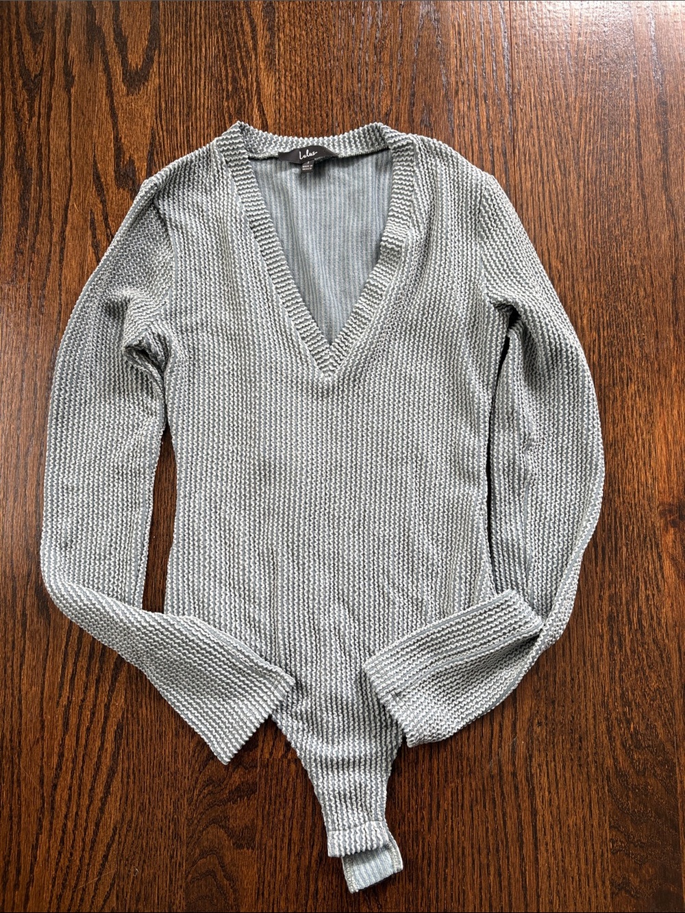 Lulu's Gray V-Neck Ribbed Knit Long Sleeve